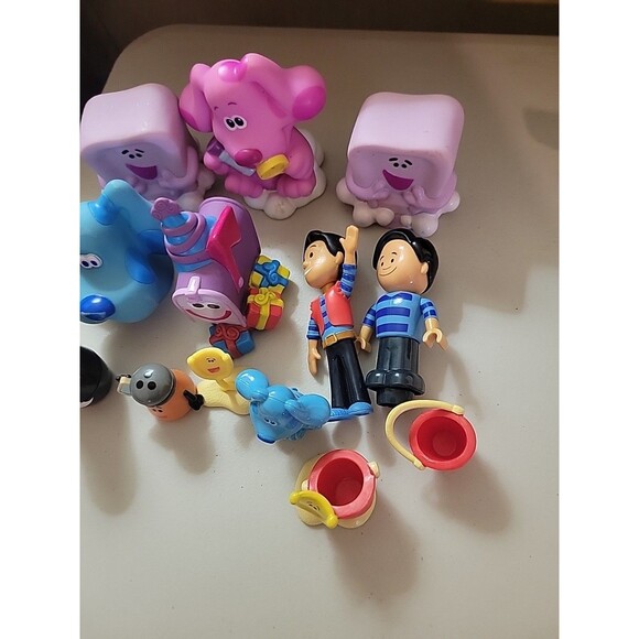 Blue's Clues Figures toy Lot Blue Magenta Mailbox Pepper etc... - Picture 5 of 7